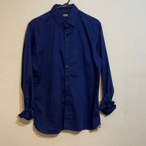 Van Heusen slim fit dressing shirt size small for men